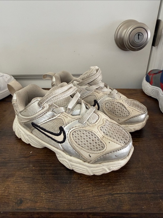 Nike Other - Nike Kids Beige and Silver Active Sneakers with Black Swoosh